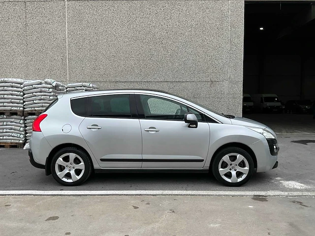 2011 peugeot 3008 personenauto - afbeelding 34 van  46