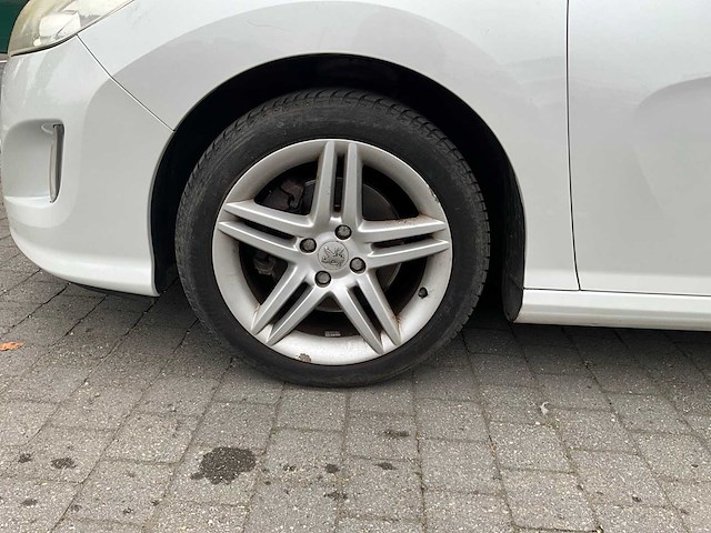 2011 peugeot 308 personenauto - afbeelding 10 van  50