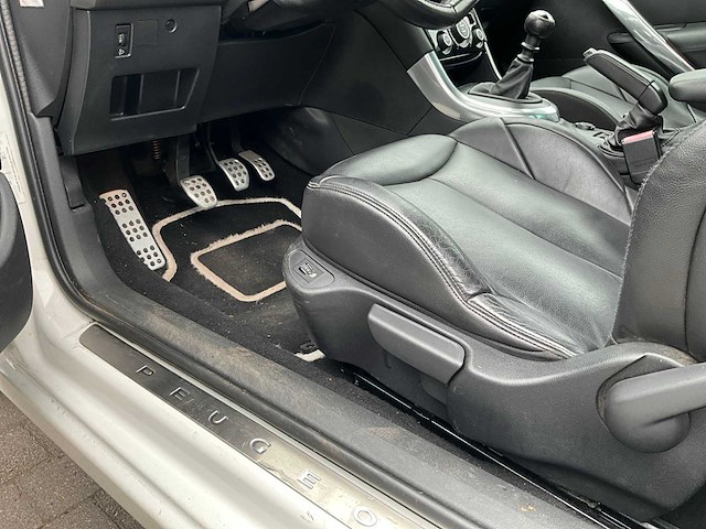 2011 peugeot 308 personenauto - afbeelding 25 van  50
