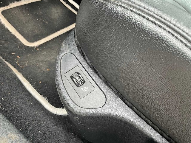 2011 peugeot 308 personenauto - afbeelding 26 van  50