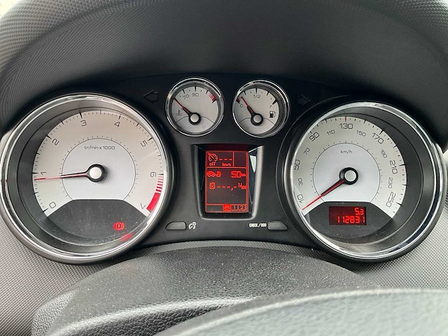 2011 peugeot 308 personenauto - afbeelding 28 van  50