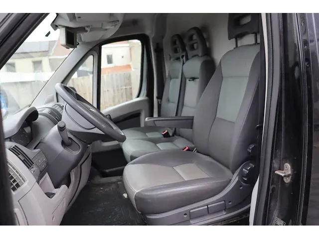2011 peugeot boxer bedrijfswagen - afbeelding 16 van  18