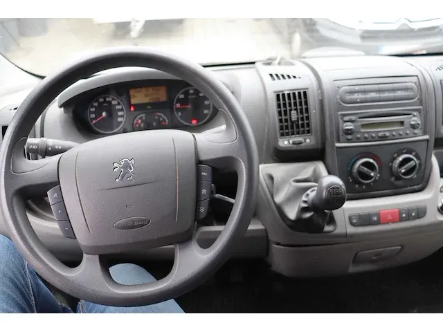 2011 peugeot boxer bedrijfswagen - afbeelding 17 van  18