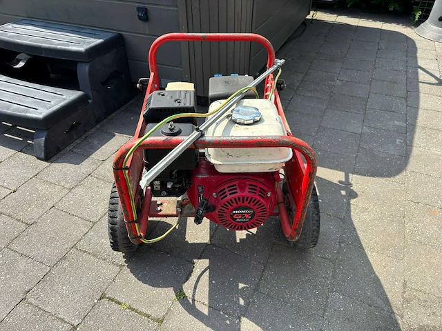 2011 pramac e4000 stoomgenerator - afbeelding 4 van  6