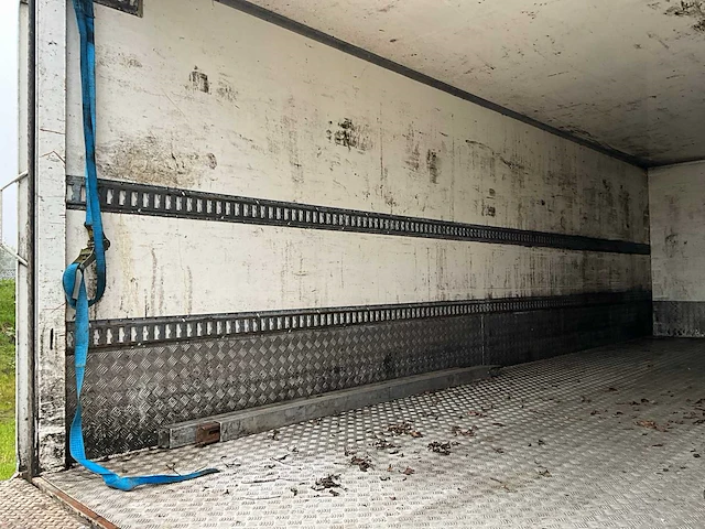 2011 rac10.10n - renders gesloten aanhangwagen met laadbrug - afbeelding 22 van  33