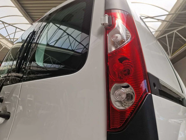 2011 renault kangoo 1.6 benzine slechts 45.913km - afbeelding 5 van  25