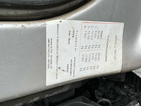 2011 renault kerax 460 tridem vrachtwagen met kraan en container - afbeelding 33 van  45