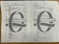 2011 renault kerax 460 tridem vrachtwagen met kraan en container - afbeelding 36 van  45