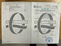 2011 renault kerax 460 tridem vrachtwagen met kraan en container - afbeelding 37 van  45