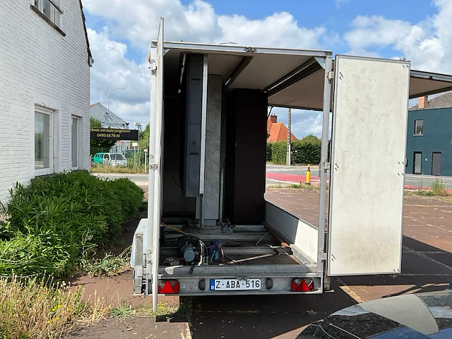 2011 saris aanhangwagen led scherm - afbeelding 4 van  33