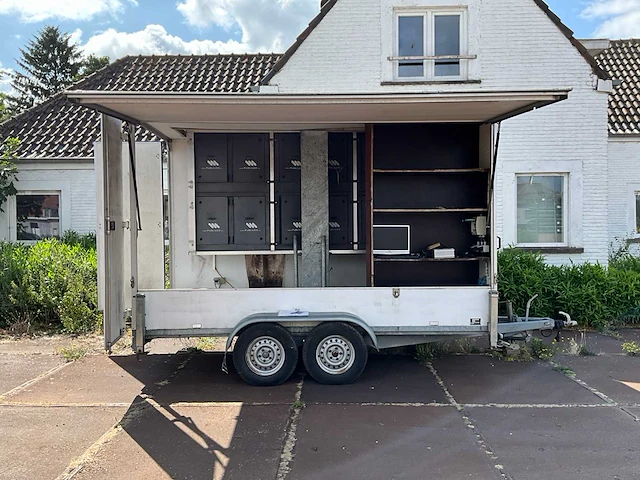 2011 saris aanhangwagen led scherm - afbeelding 6 van  33