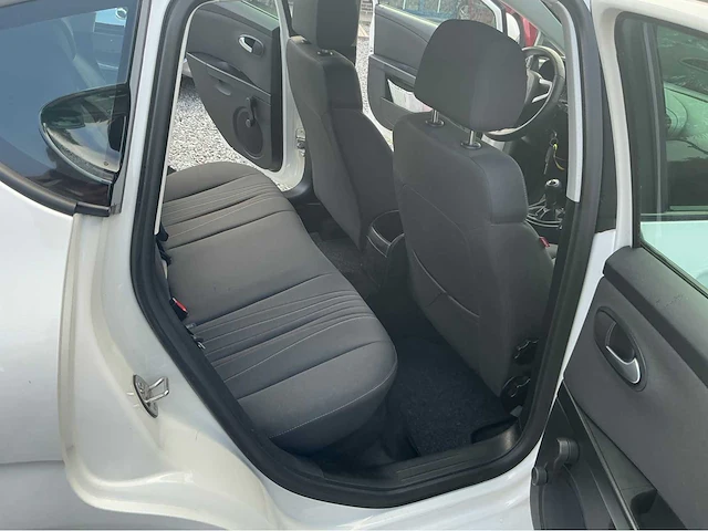 2011 seat leon d.2 1p personenwagens - afbeelding 10 van  35