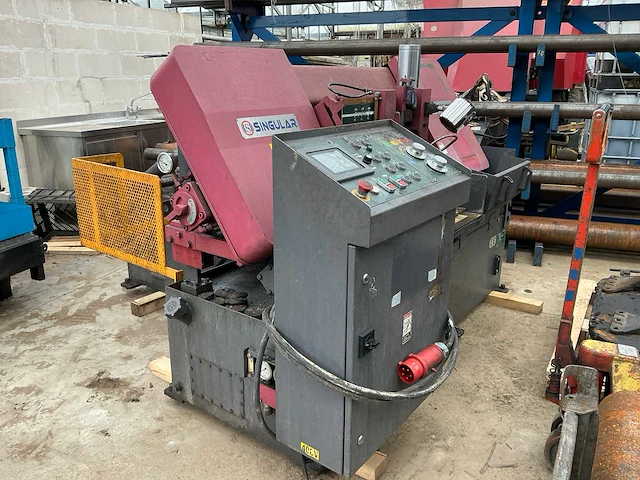 2011 singular sh-4033nc metalen horizontale bandzaagmachine - afbeelding 7 van  12