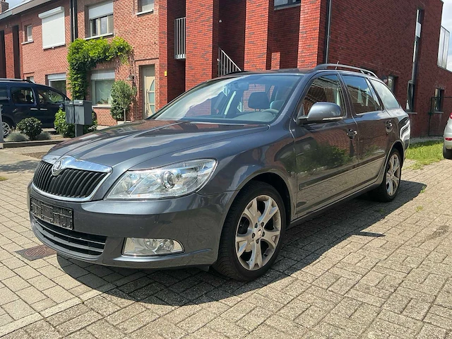 2011 skoda octavia - afbeelding 1 van  58