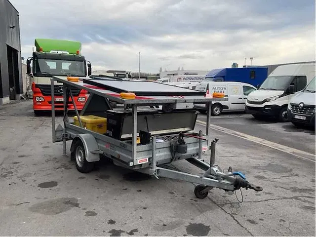 2011 stuer-egghe lp22eg ledbord 120 signalisatie aanhangwagen - afbeelding 13 van  17
