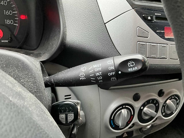 2011 suzuki alto personenauto - afbeelding 8 van  27