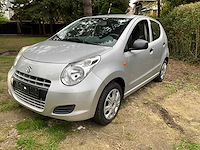 2011 suzuki alto personenauto - afbeelding 1 van  27