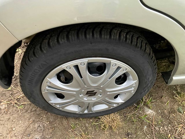 2011 suzuki alto personenauto - afbeelding 13 van  27