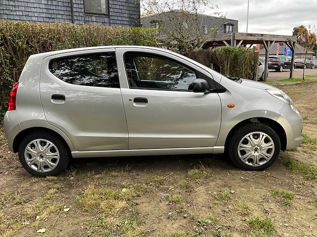 2011 suzuki alto personenauto - afbeelding 24 van  27