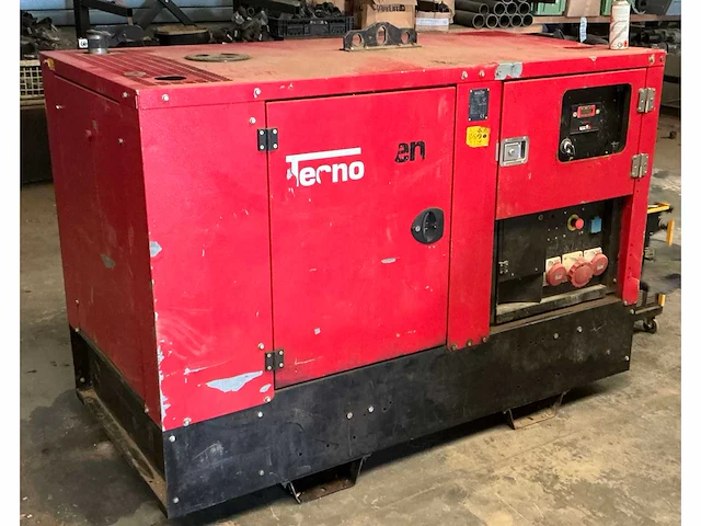 2011 tecnogen m135txs stoomgenerator - afbeelding 1 van  9