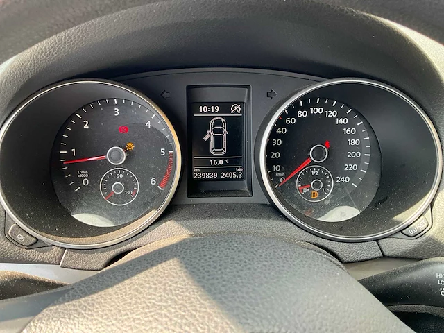 2011 volkswagen golf 1.6 tdi personenauto - afbeelding 17 van  39