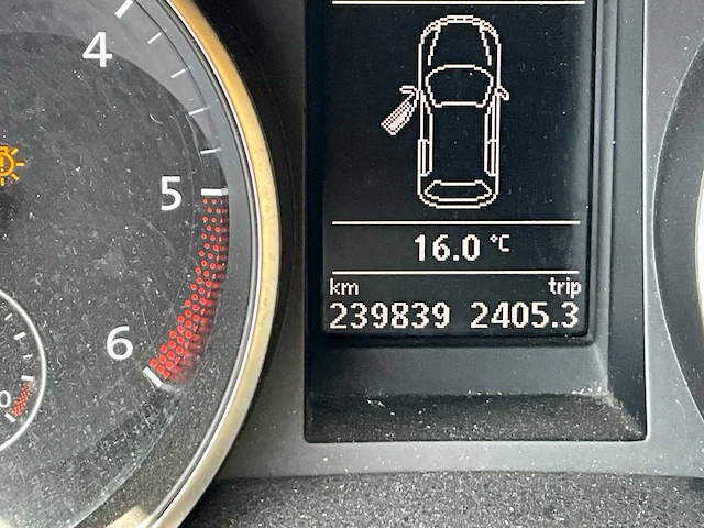 2011 volkswagen golf 1.6 tdi personenauto - afbeelding 18 van  39