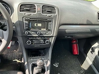 2011 volkswagen golf 1.6 tdi personenauto - afbeelding 19 van  39