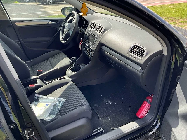 2011 volkswagen golf 1.6 tdi personenauto - afbeelding 27 van  39