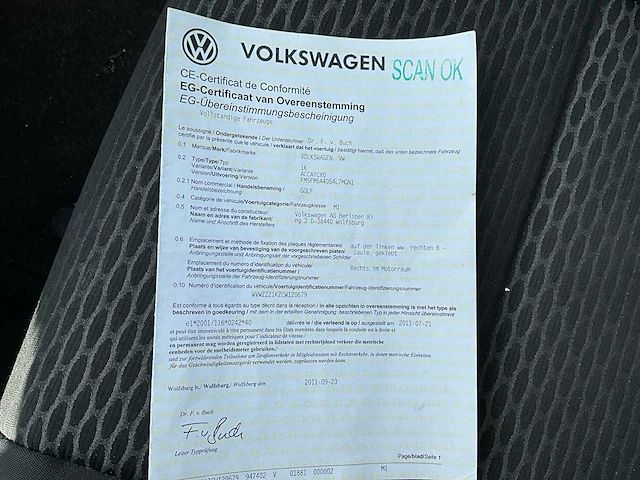 2011 volkswagen golf 1.6 tdi personenauto - afbeelding 32 van  39