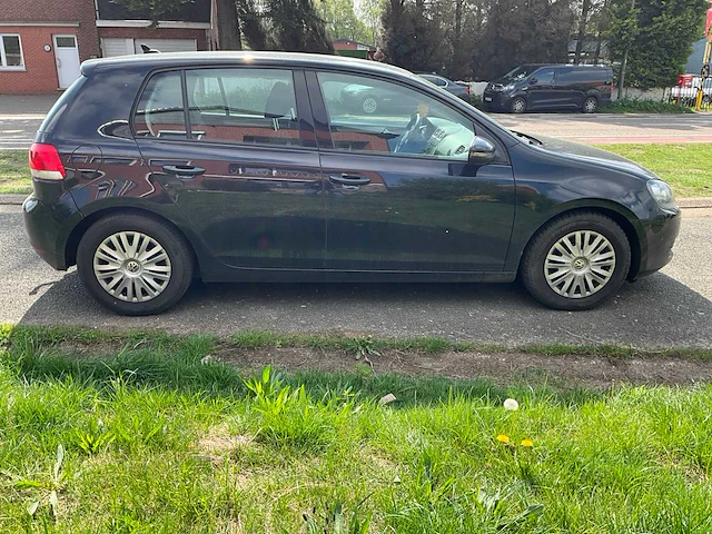 2011 volkswagen golf 1.6 tdi personenauto - afbeelding 35 van  39