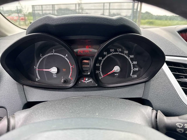 2012 - ford fiesta - personenauto - afbeelding 4 van  31