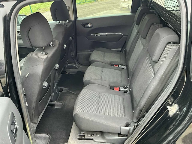 2012 - peugeot 5008 - personenauto - afbeelding 15 van  27