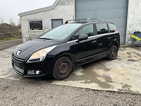 2012 - peugeot 5008 - personenauto