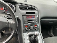 2012 - peugeot 5008 - personenauto - afbeelding 16 van  27