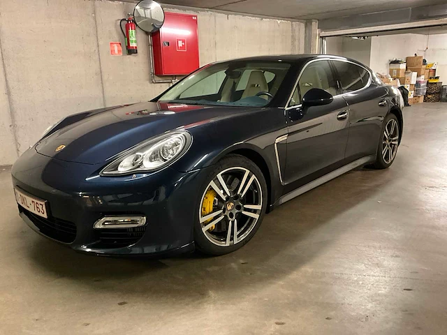 2012 - porsche panamera turbo v8 - afbeelding 1 van  47