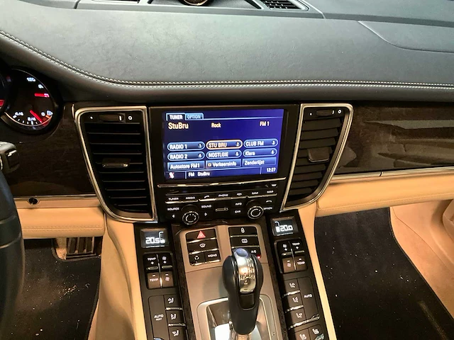2012 - porsche panamera turbo v8 - afbeelding 28 van  47