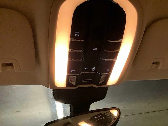 2012 - porsche panamera turbo v8 - afbeelding 30 van  47