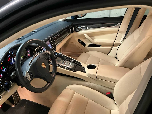 2012 - porsche panamera turbo v8 - afbeelding 40 van  47
