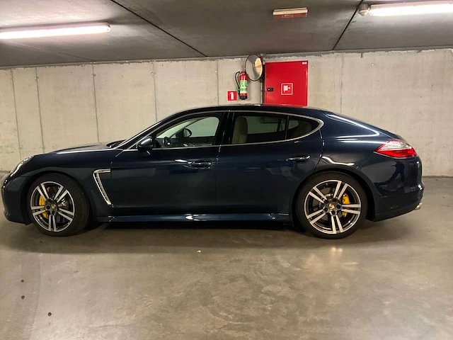 2012 - porsche panamera turbo v8 - afbeelding 45 van  47