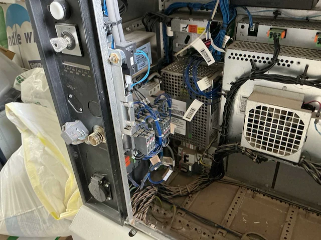 2012 abb irc5 controller m2004 industriële robot - afbeelding 4 van  16