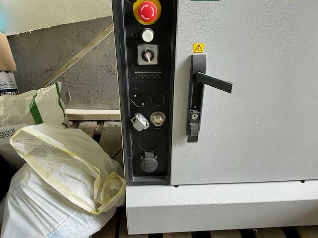 2012 abb irc5 controller m2004 industriële robot - afbeelding 15 van  16