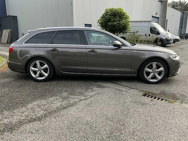2012 audi a6 avant - afbeelding 31 van  34