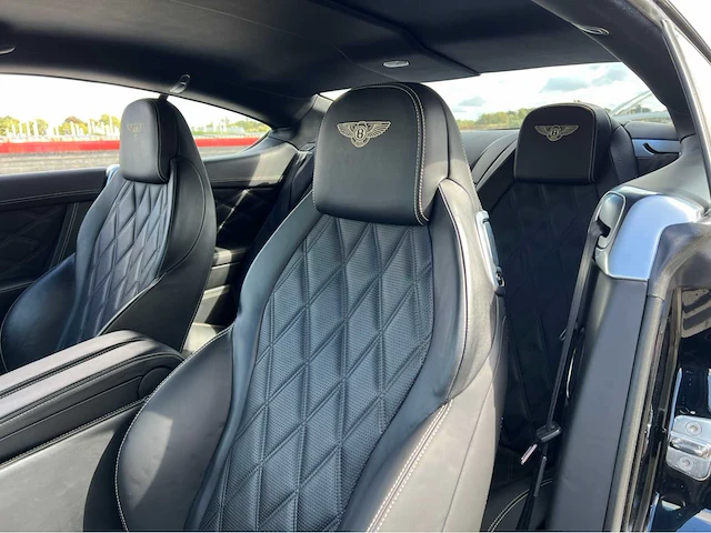 2012 bentley continental coupe personenauto - afbeelding 15 van  33