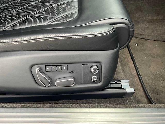 2012 bentley continental coupe personenauto - afbeelding 23 van  33