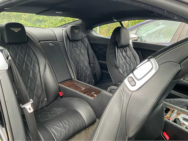 2012 bentley continental coupe personenauto - afbeelding 24 van  33
