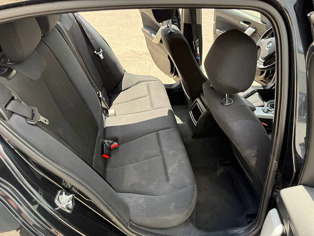 2012 bmw 1-reeks 120d personenauto - afbeelding 24 van  33
