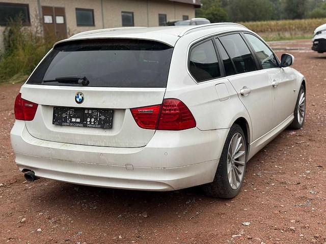 2012 bmw 318i - afbeelding 11 van  13