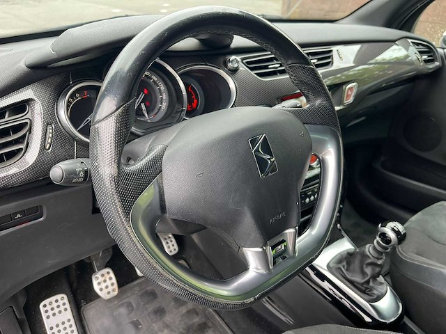 2012 citroën ds3 personenauto - afbeelding 13 van  26