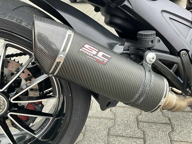 2012 ducati diavel carbon abs - afbeelding 5 van  24