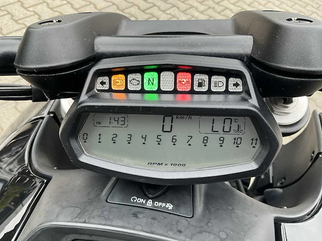 2012 ducati diavel carbon abs - afbeelding 9 van  24